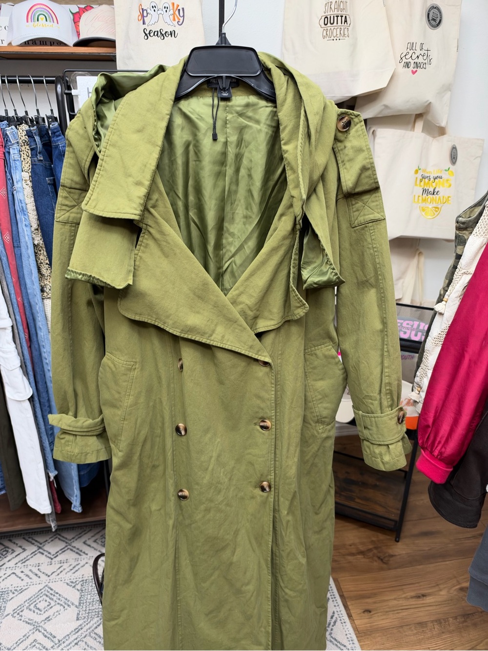 🔥🔥🔥 Pretty Little Thing Trench. size XL.